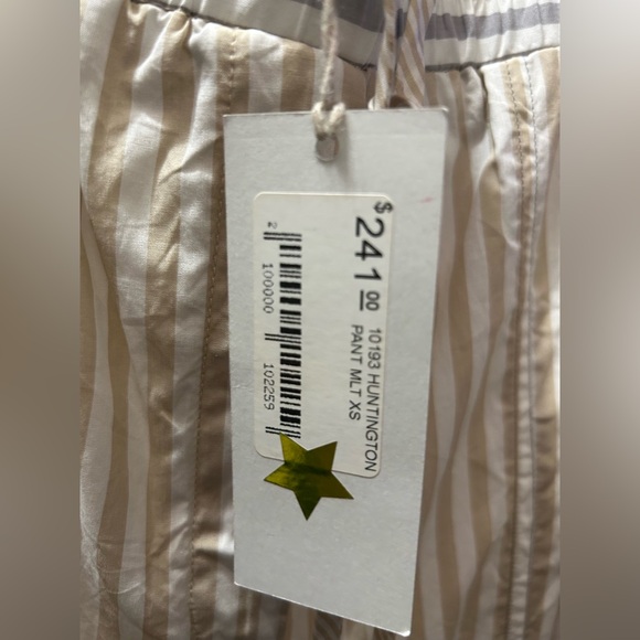 Burning Torch/ XS/ never worn w tags - Picture 5 of 5